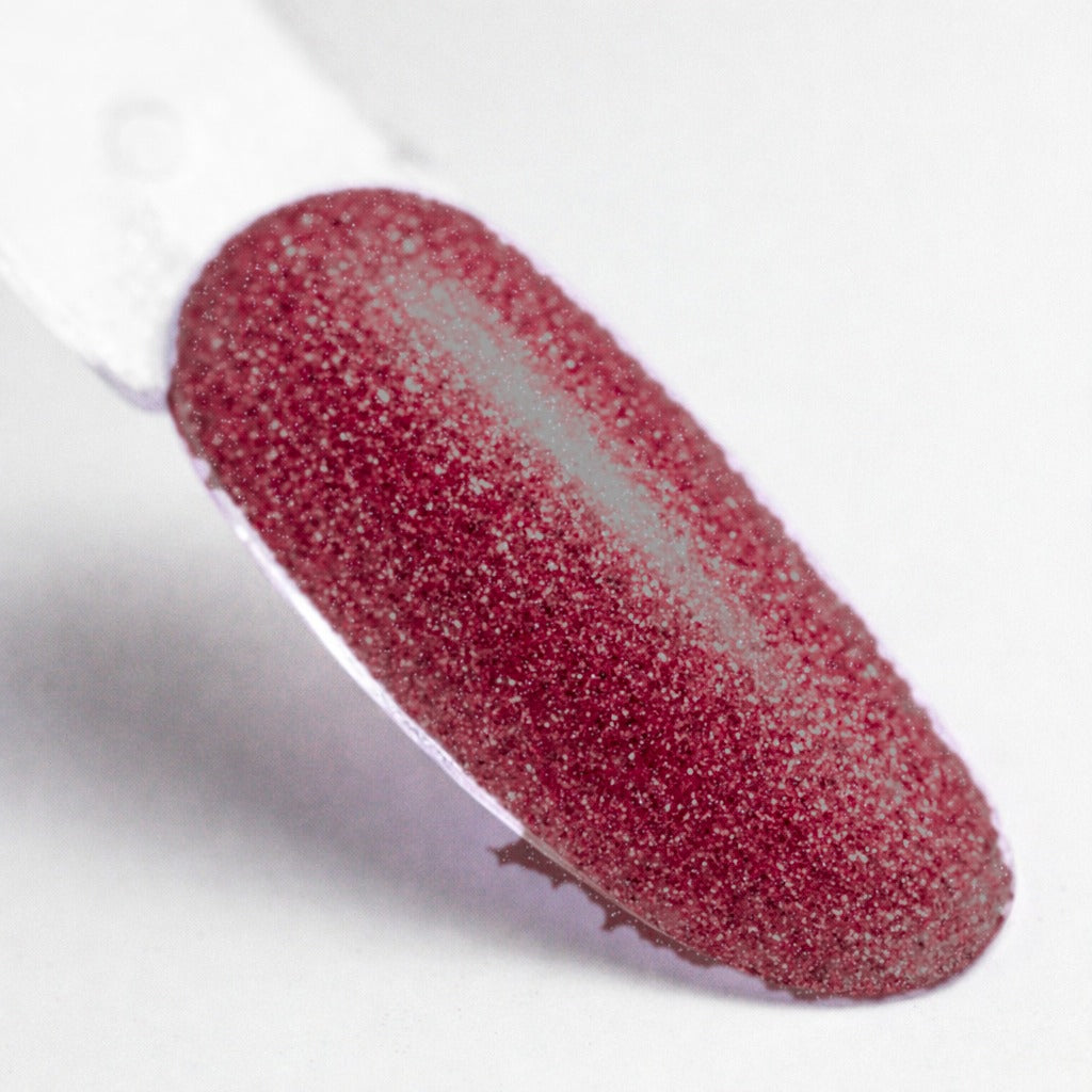 liquid-future-polygel-burgundy-15-ml-brillbird - nuanță pe tips