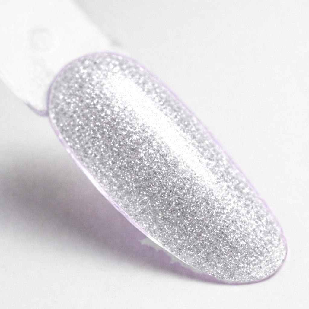 liquid-future-polygel-midnight-15-ml-brillbird - nuanță pe tips