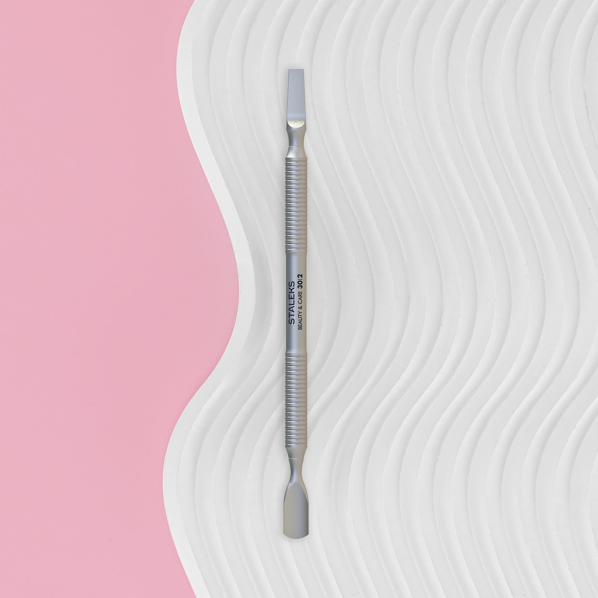 Pusher pentru manichiură Beauty & Care 30 TIP 2 (împingător îngust rotunjit și lamă dreaptă) (PBC-30/2) – Staleks